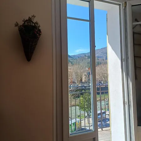 Riverview Appartement